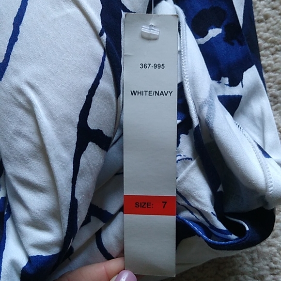 Junior Size 7 Strapless Dress. Brand Snap. NWT. Blue and White. - Picture 6 of 9